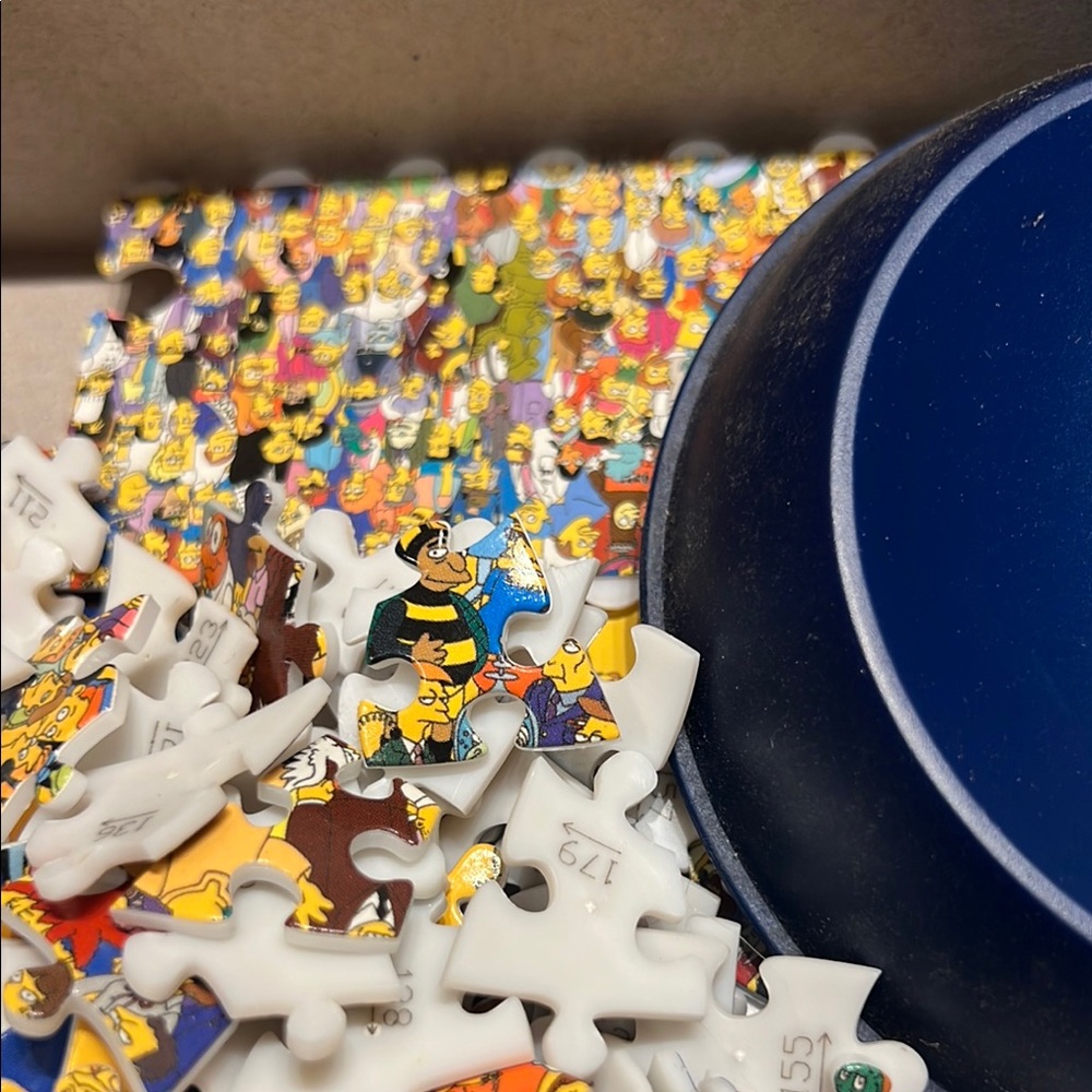 Ravensburger 🔴3/$25! 🔴 The Simpsons Puzzleball 240 piece jigsaw puzzle - Picture 5 of 12